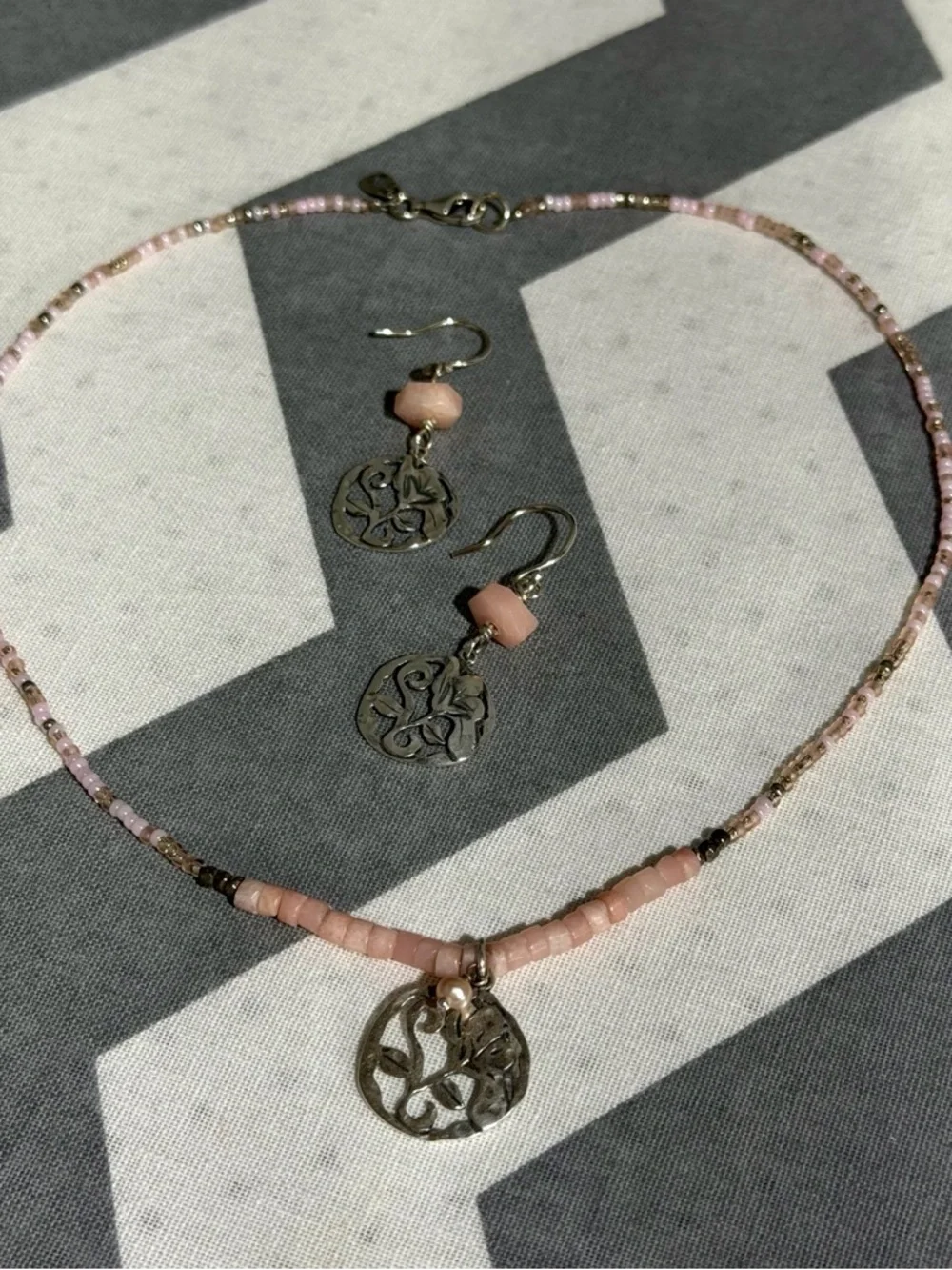 Silpada Pink Beaded Necklace with Silver Filigree Pendant and Matching Earrings - Picture 2 of 11